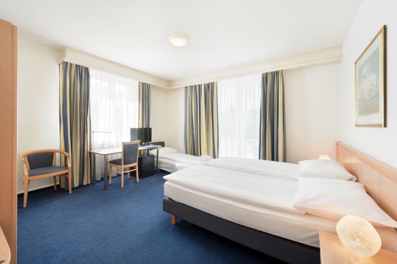Bellevue - Contactless Self Check-In Hotell Luzern Exteriör bild