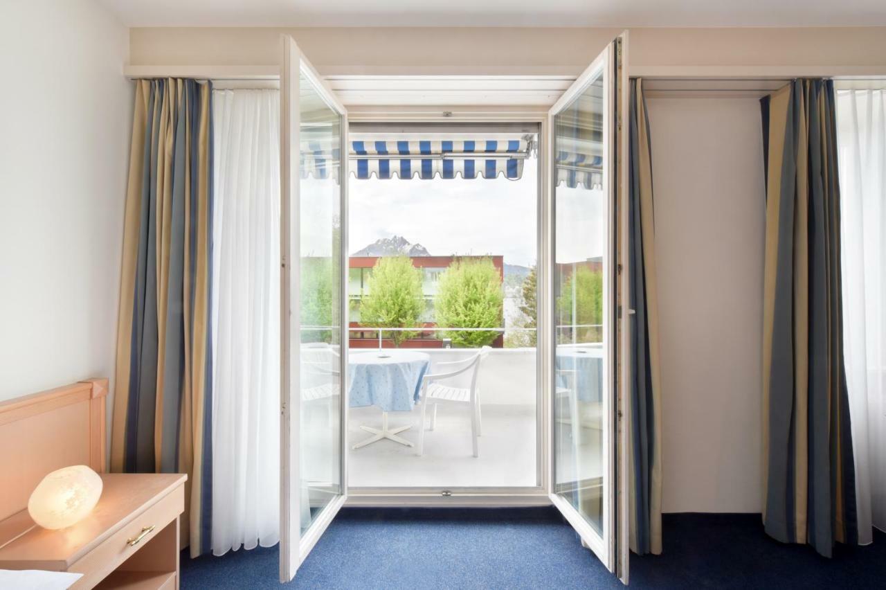Bellevue - Contactless Self Check-In Hotell Luzern Exteriör bild